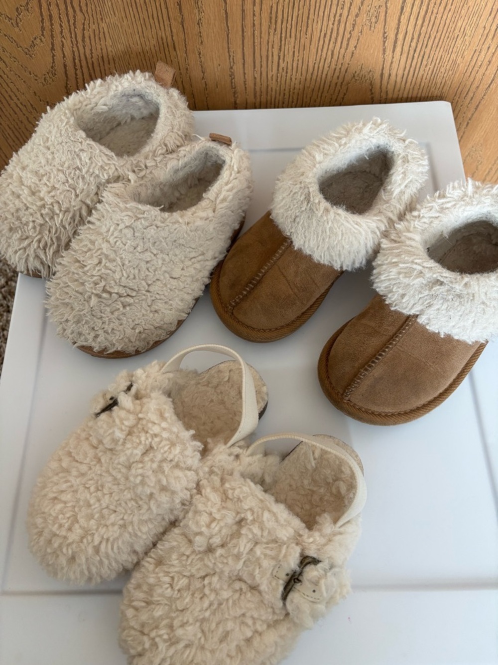 Cat & Jack Kids Cream and Tan Fuzzy Slip-On Slippers
